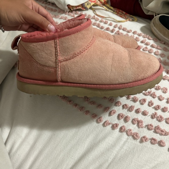 UGG Blush Pink Suede Slippers - Picture 1 of 3